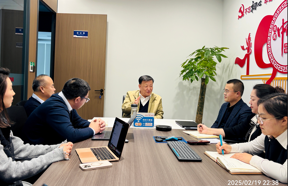 不朽情缘股份董事长朱建民莅临上海不朽情缘指导工作
